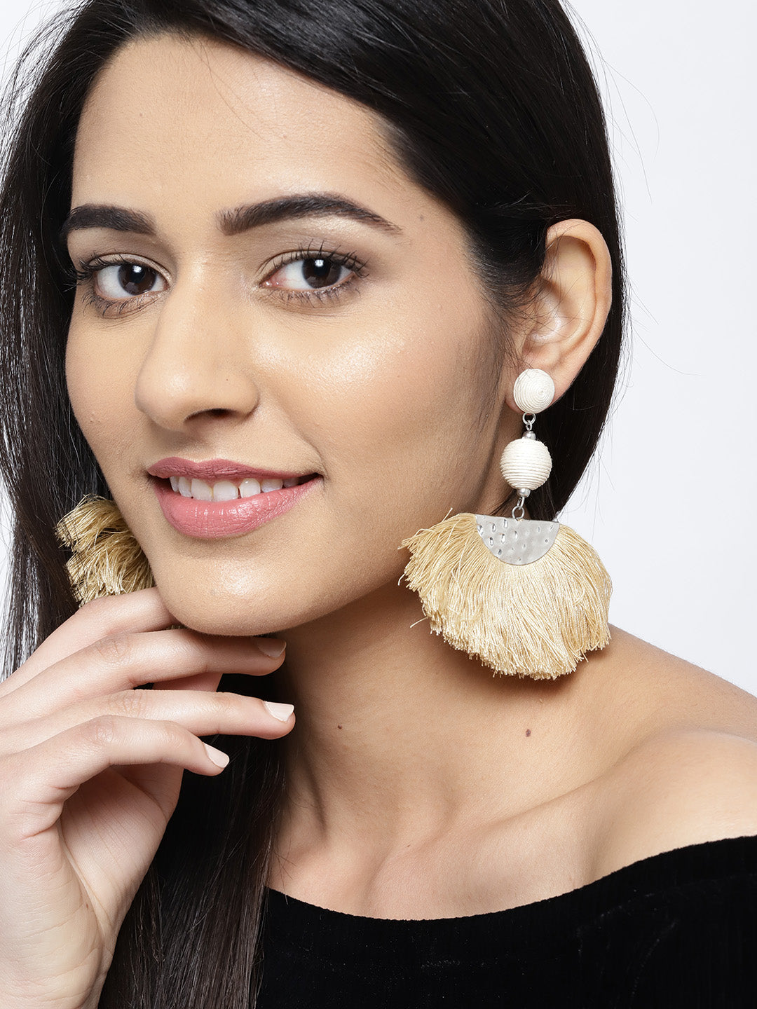 Blueberry beige color tassel drop earring