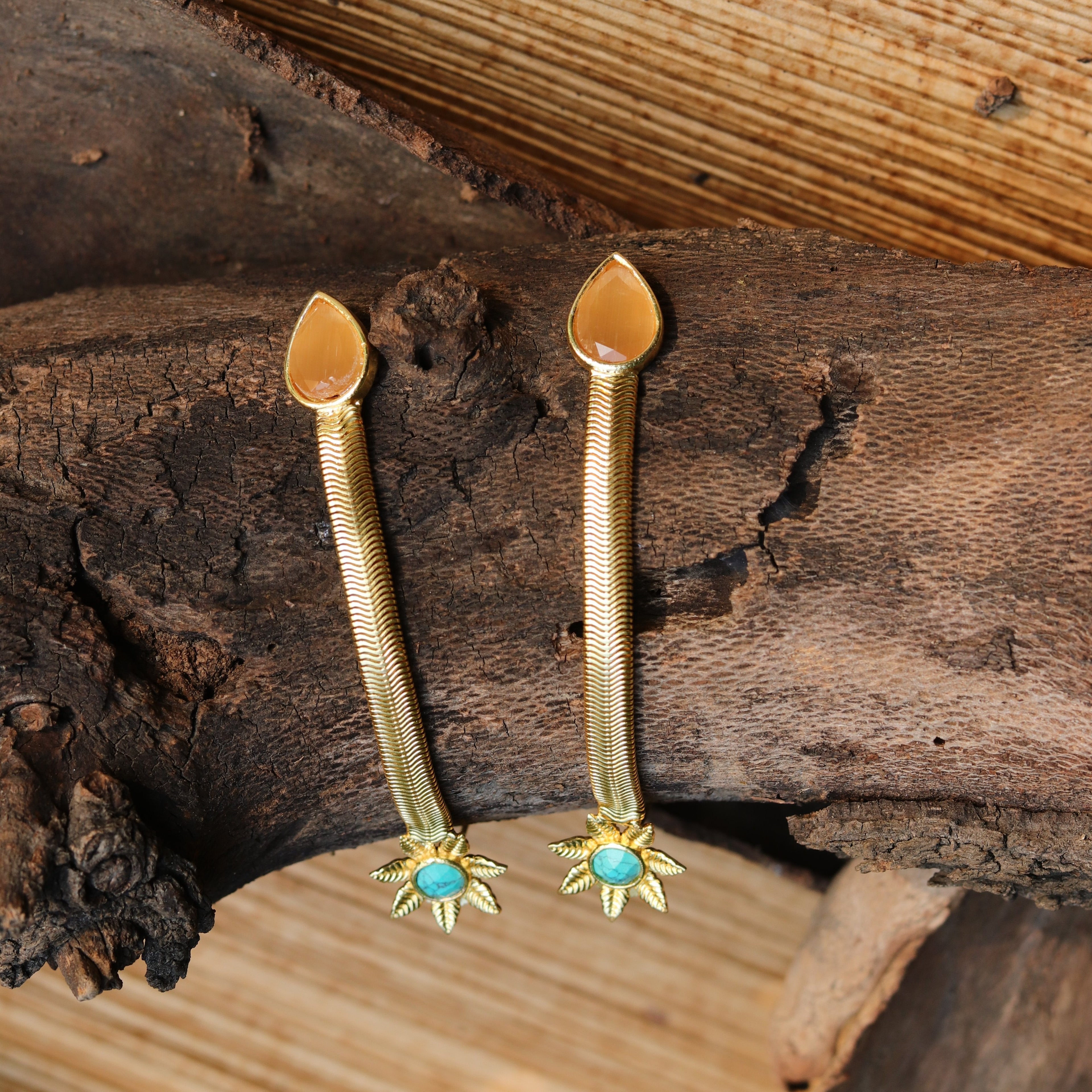 Blueberry gold plated agate sone detailing drop earring
