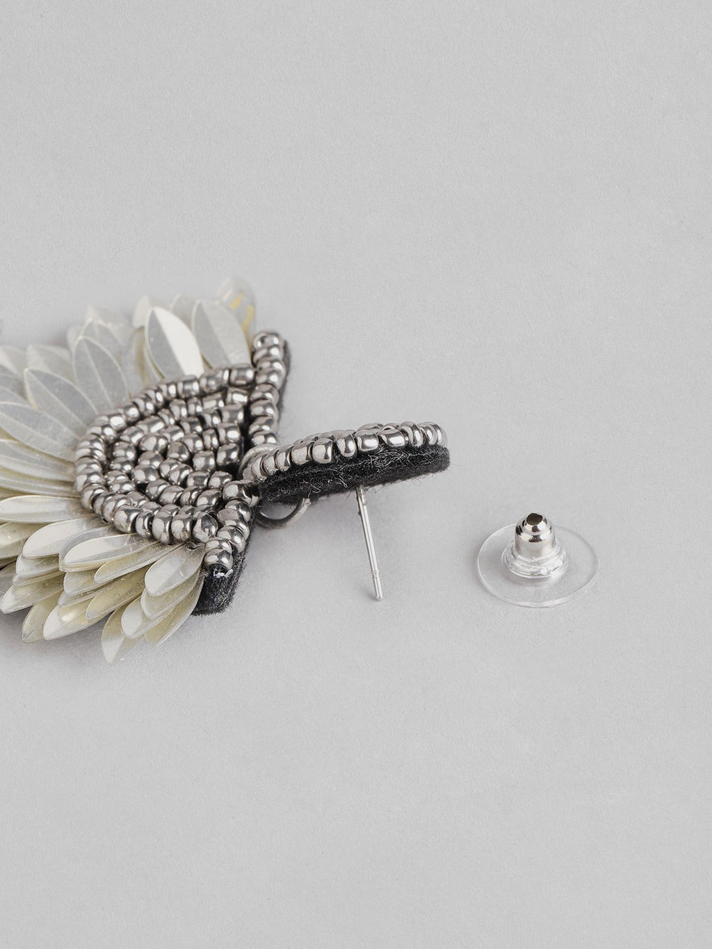 Blueberry silver sequence flowerdrop earring