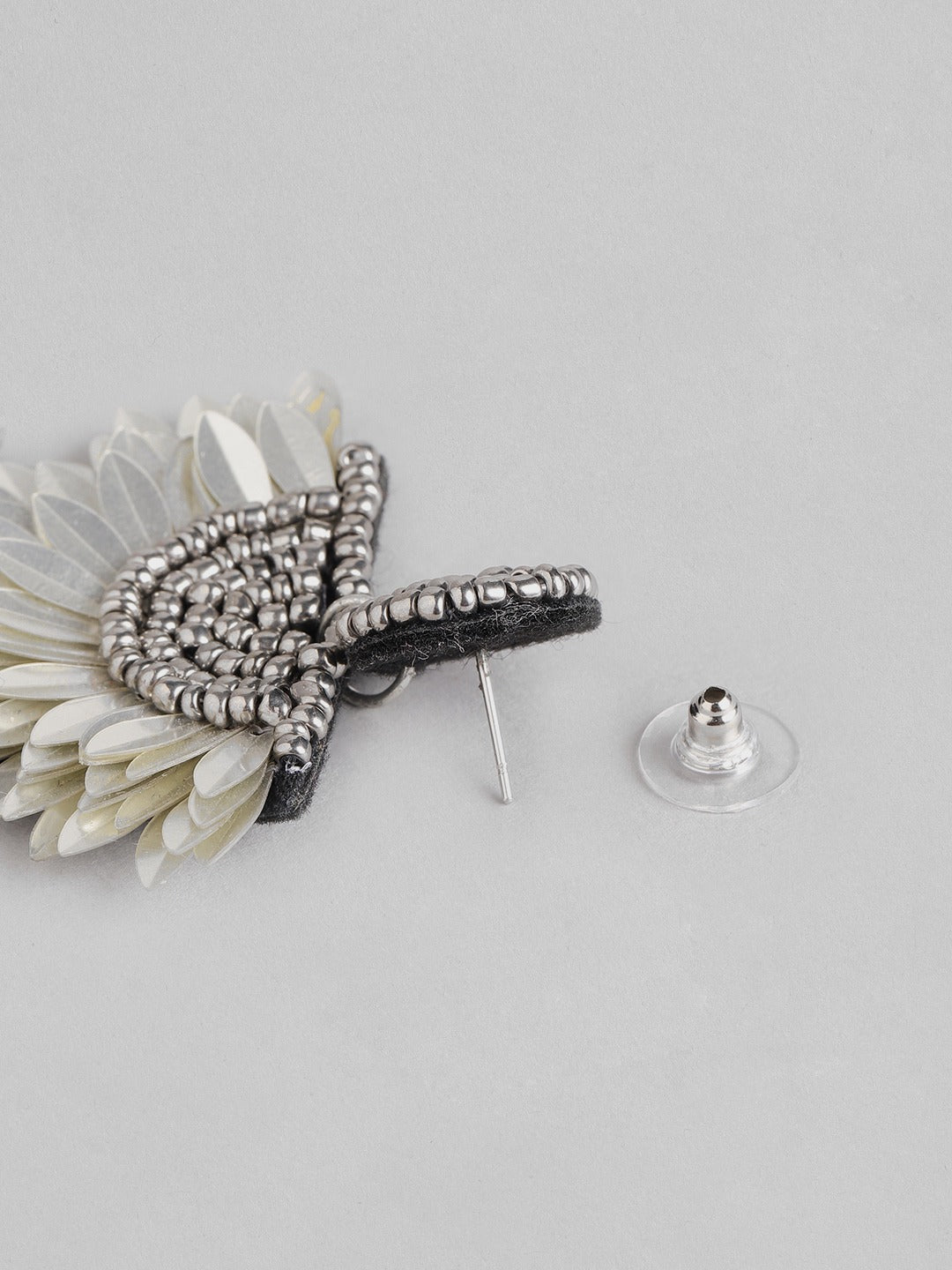 Blueberry silver sequence flowerdrop earring