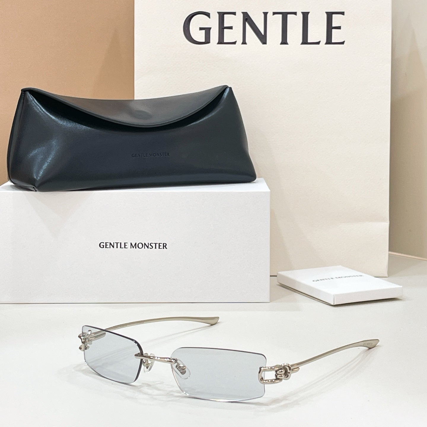 GENTLE MONSTE Sunglasses-GAMOT