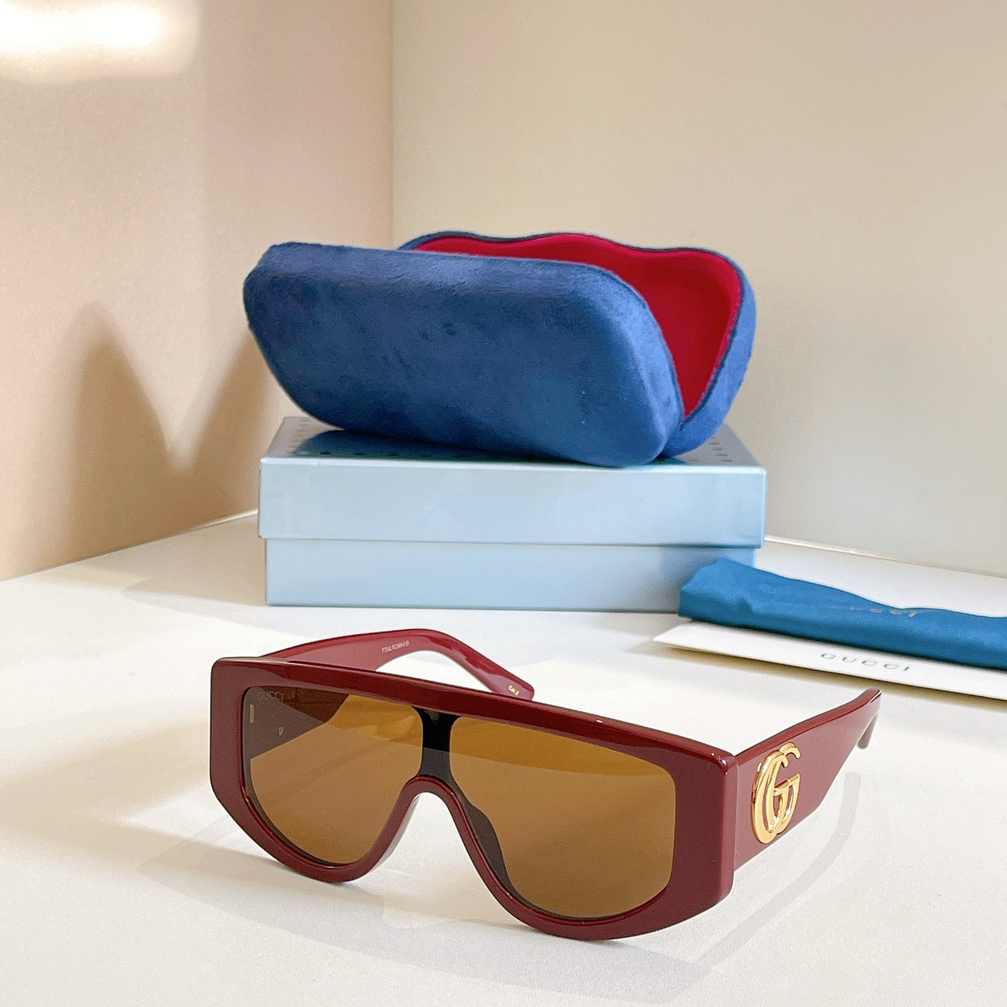GUCCI Sunglasses GG1950S