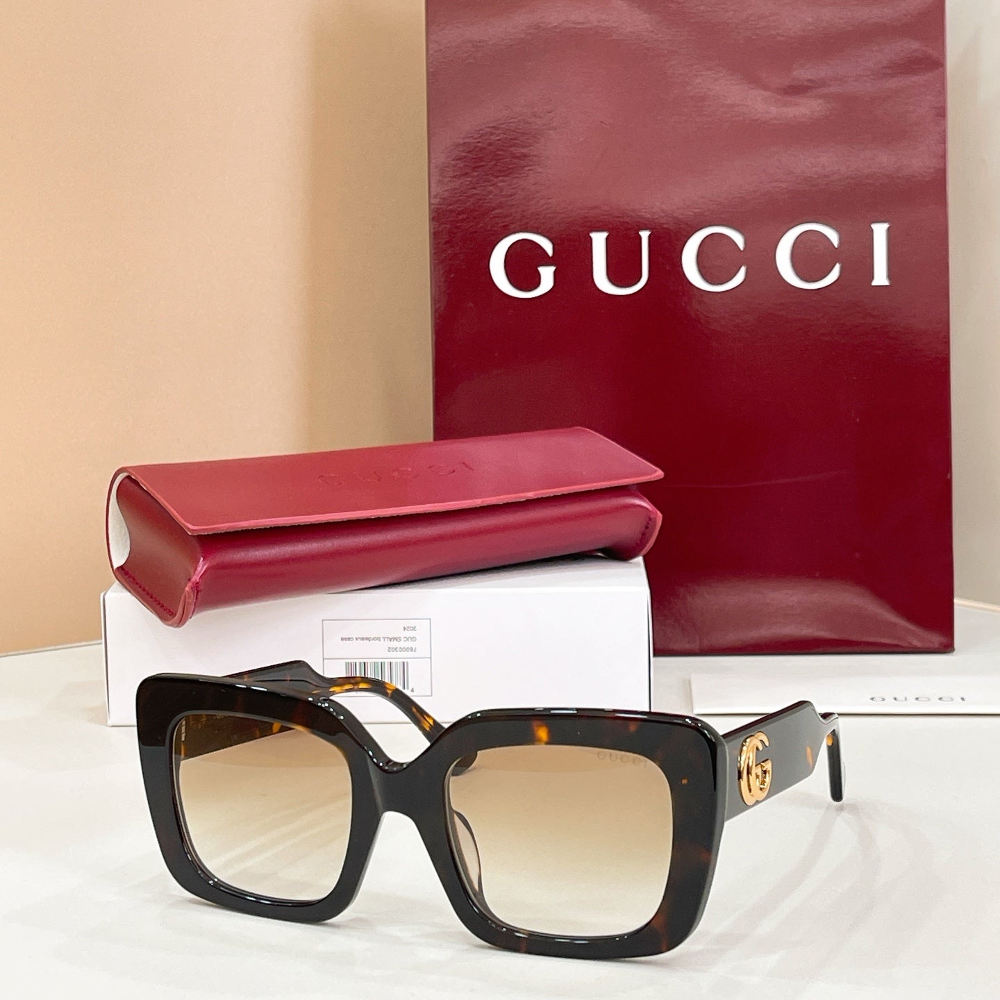 GUCCI Sunglasses GG1560S
