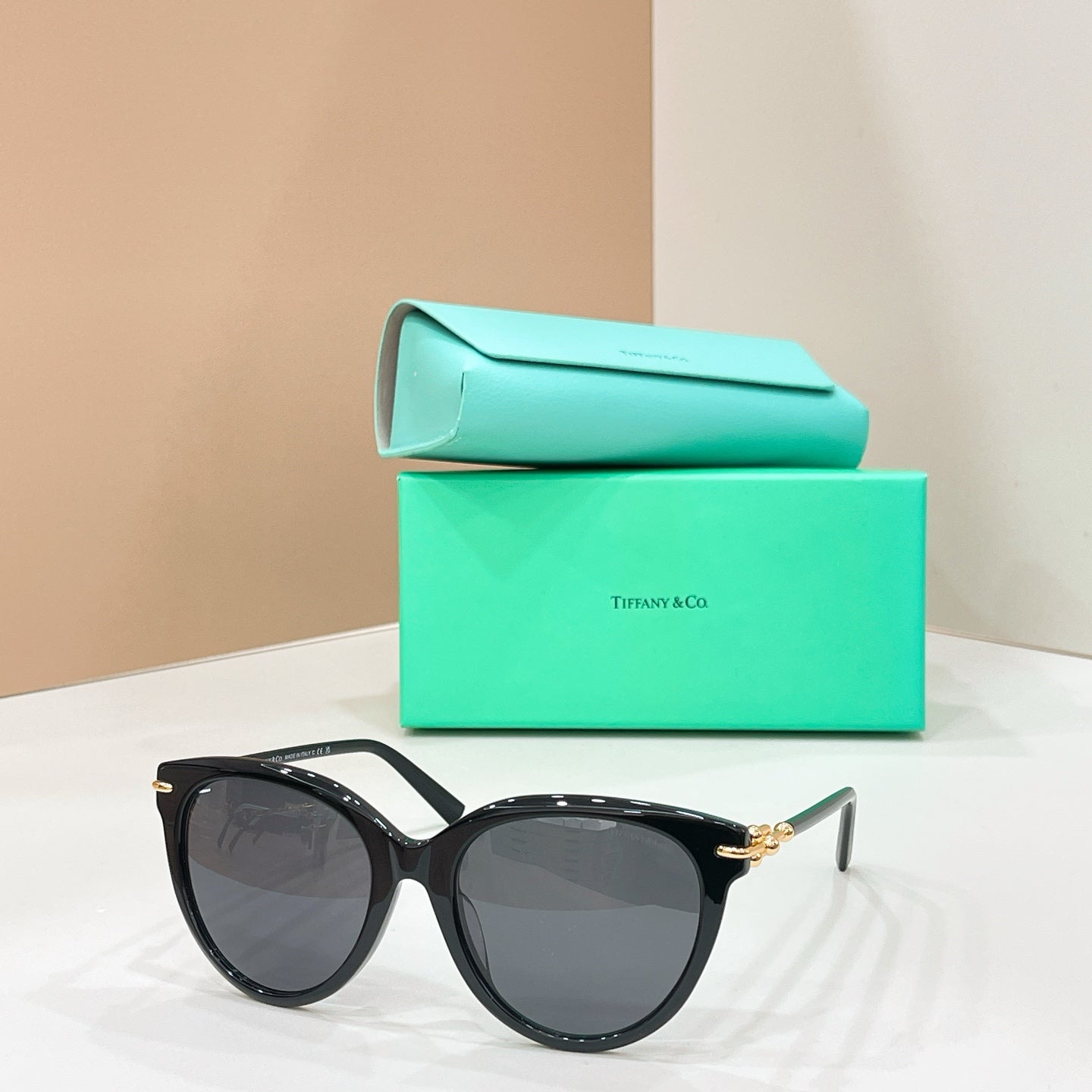 TIFFANY & CO. Sunglasses TF4261